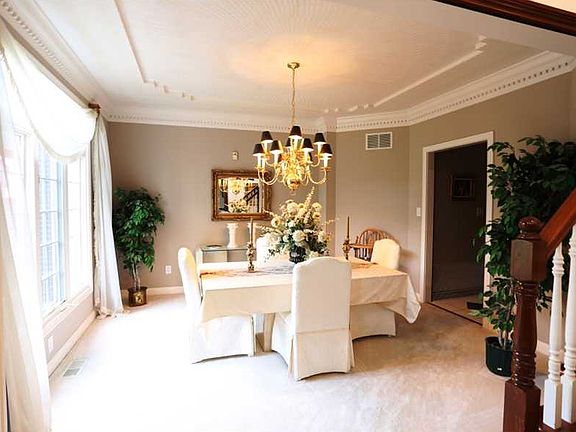 4th image of 11385 Woods Bay Ln
