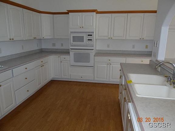 3rd image of 515 Old Highway 20 W