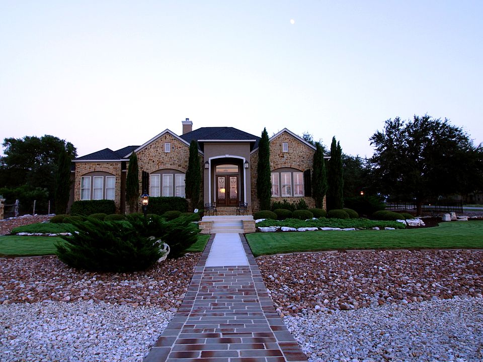 1st image of 1004 Breve Cir