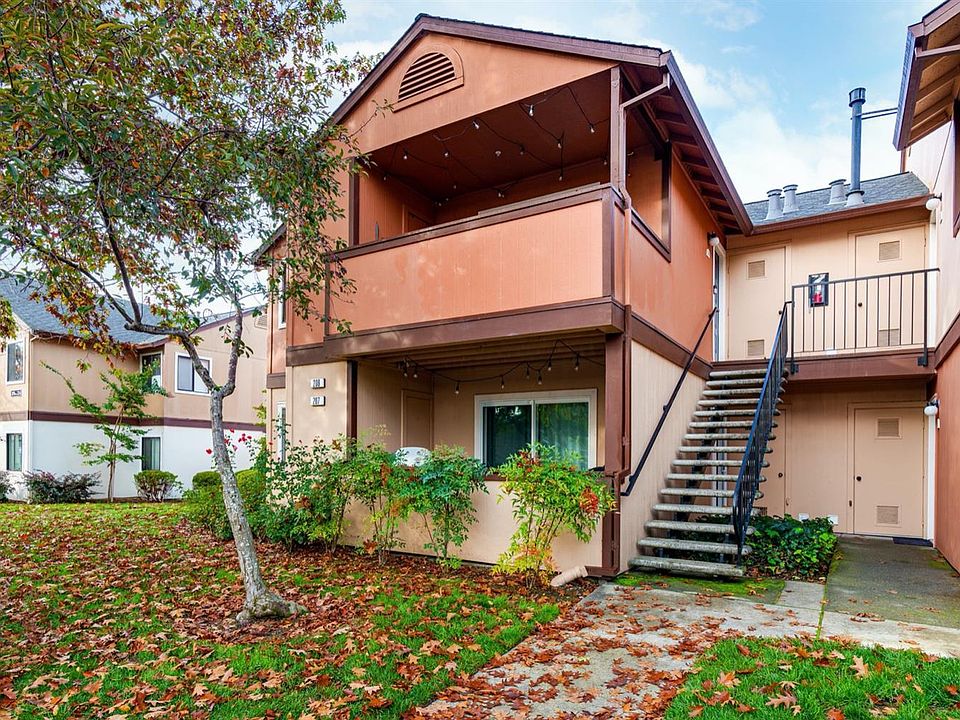 1st image of 8201 Camino Colegio Dr APT 207