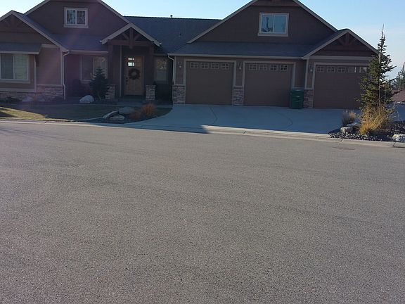 3rd image of 8308 E Black Oak Ln