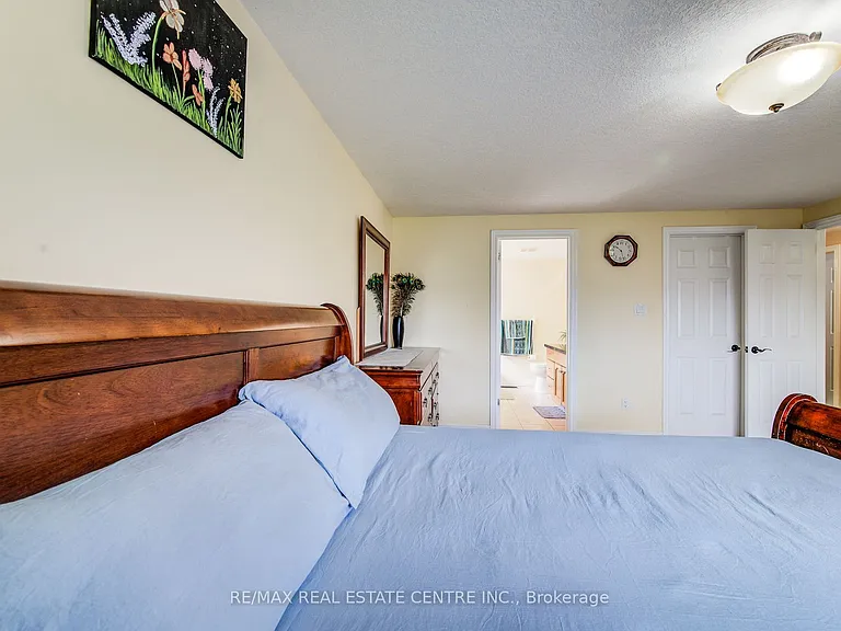 16 Paulstown Cres — Photo 36