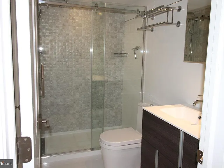 350 S River Rd #G16 — Photo 11