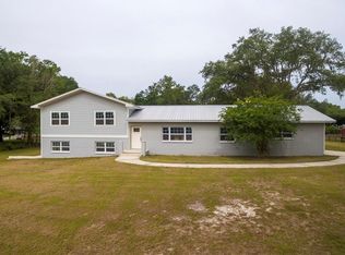 7300 Chenkin Rd, Zephyrhills, FL 33540
