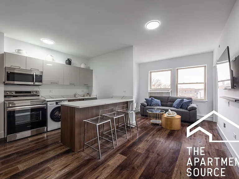 1556 W Hollywood Ave #3 — Photo 8