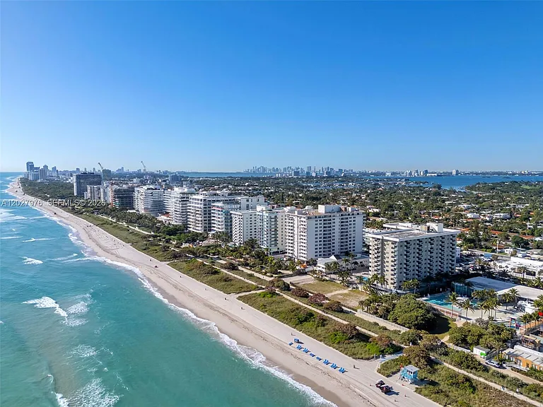 9273 Collins Ave #503 — Photo 38