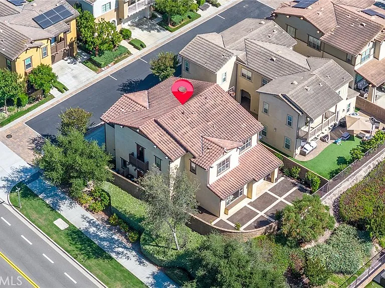 1 Intriga Ct — Photo 2