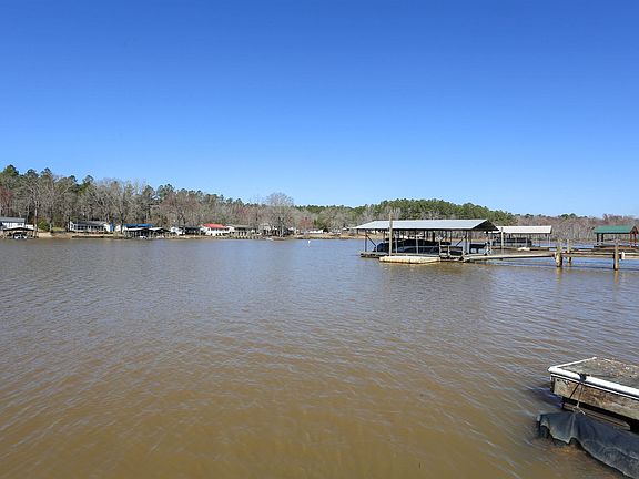 3rd image of 1952 White Rd
