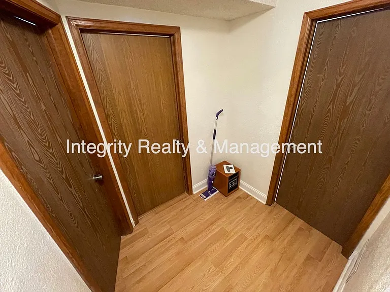 7777 S Steele St — Photo 11