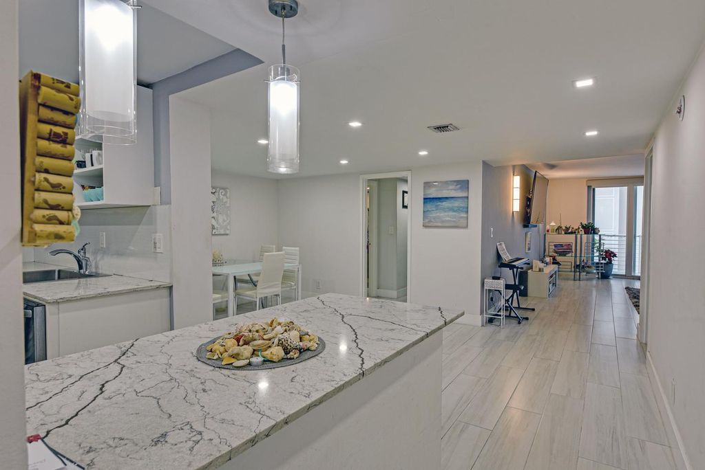 812 Briny Avenue #10C, photo 6