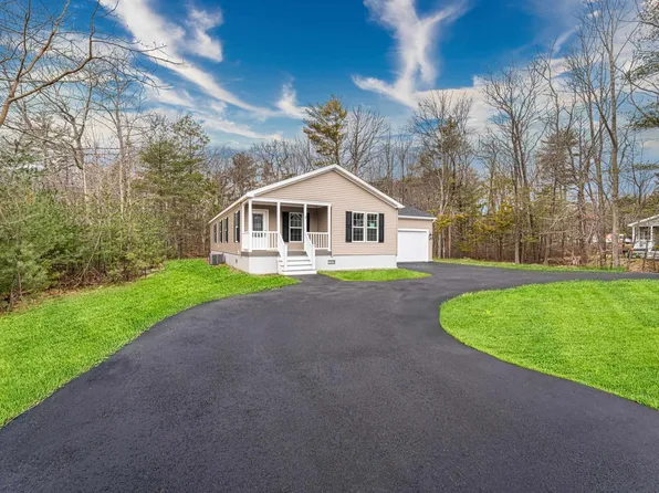 5 Ashleys Way, Seabrook, NH 03874