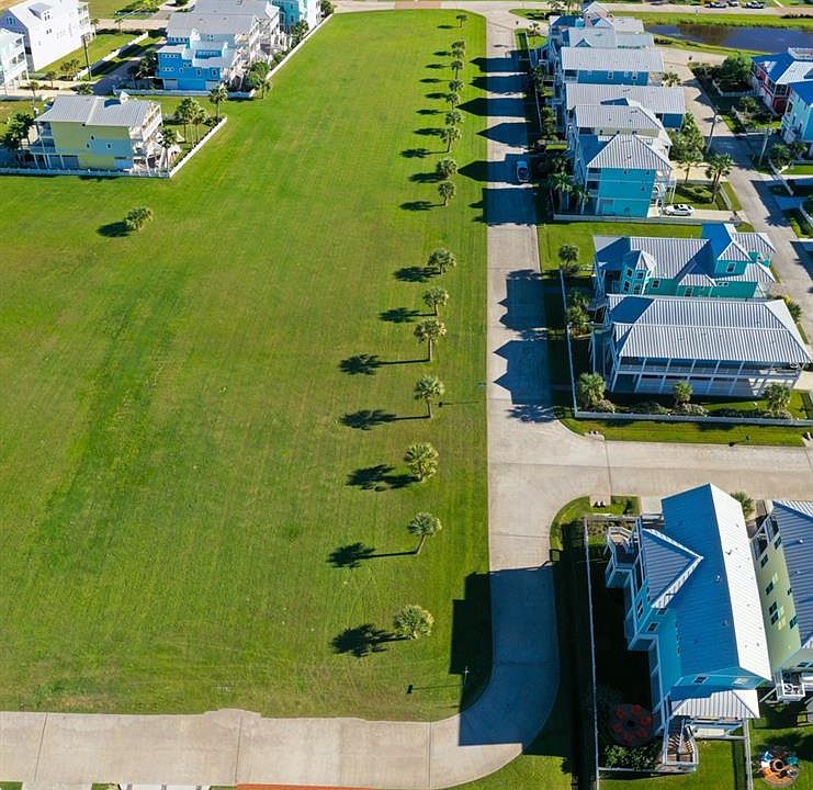 1st image of 11430 Starfish Ln