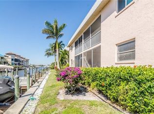 1320 Blue Point Ave APT 9, Naples, FL 34102