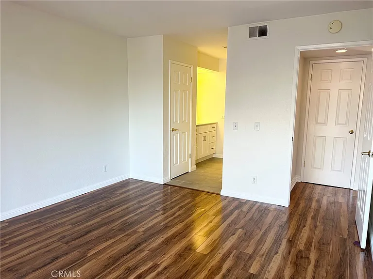 28084 Saint Kitts — Photo 13