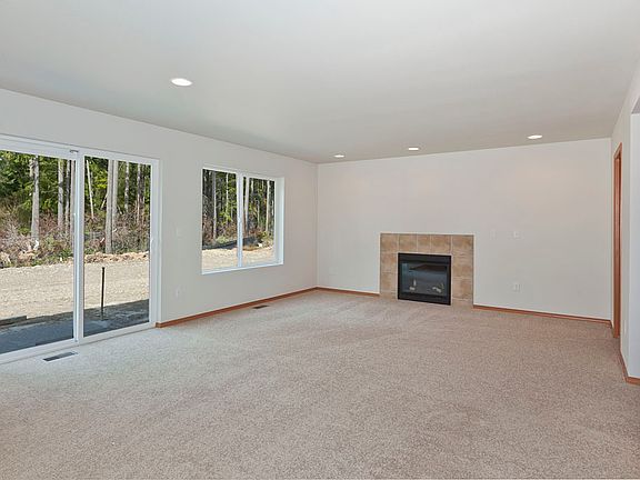 3rd image of 3823 131st St Ct NW