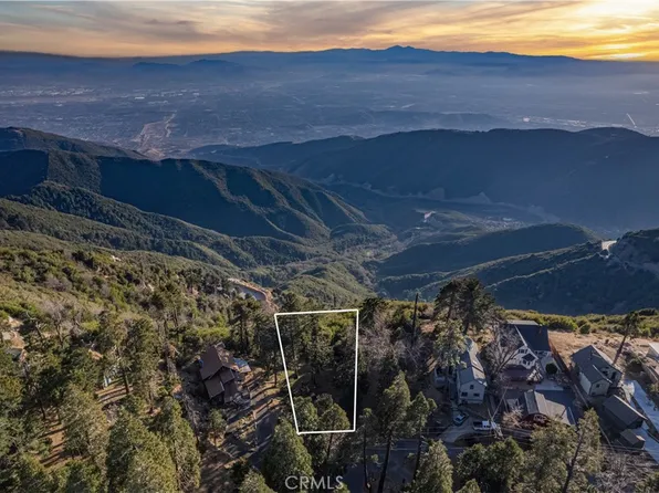 24219 Great View Dr, Crestline, CA 92325