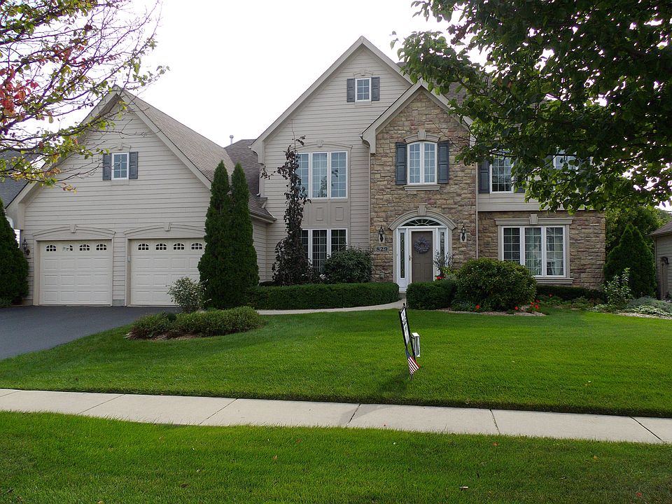 1st image of 829 Deering Ct