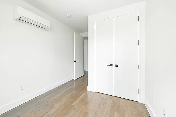 Rented by Twin Group | media 18