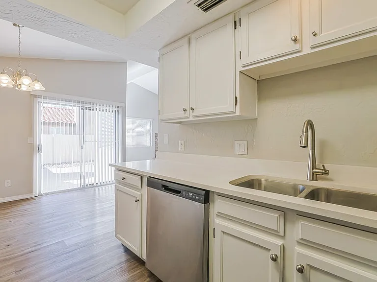 2243 E Forge Ave — Photo 8