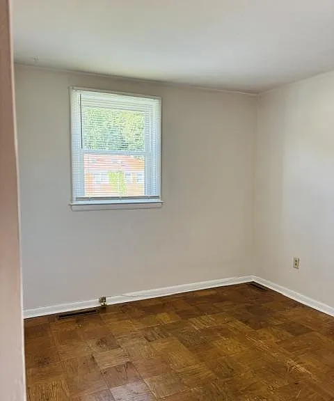 928 Circle Dr — Photo 12