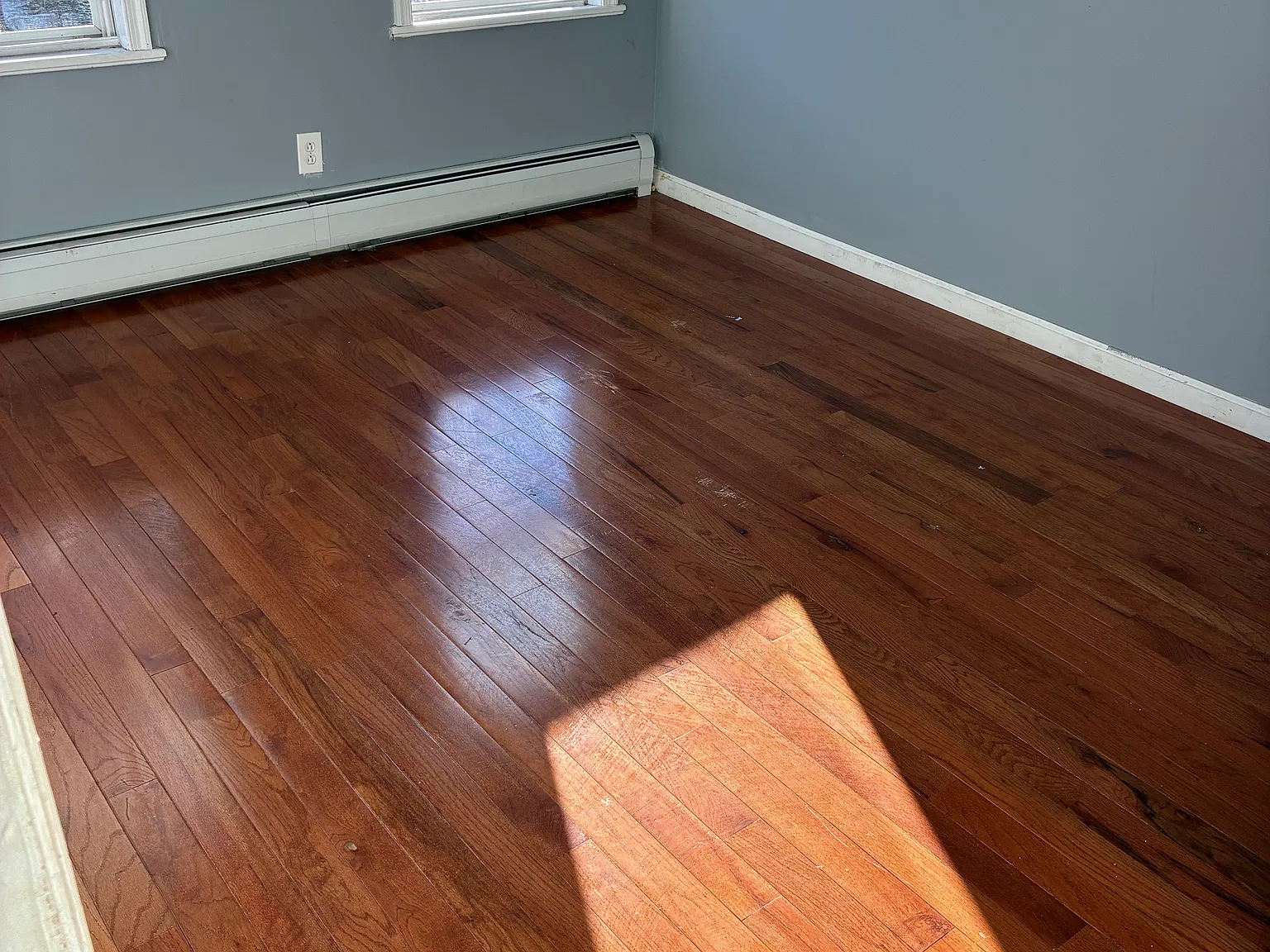 3 bed, 1150 sqft, $2,200 — Photo 1