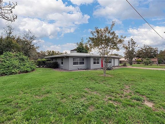 3rd image of 137 Hickory Dr