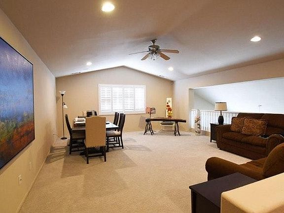 Loft-furniture is not included