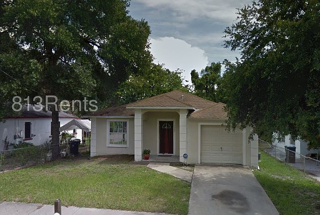 2nd image of 3207 E Shadowlawn Ave