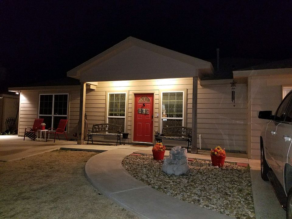 1st image of 114 Cottonwood Ave