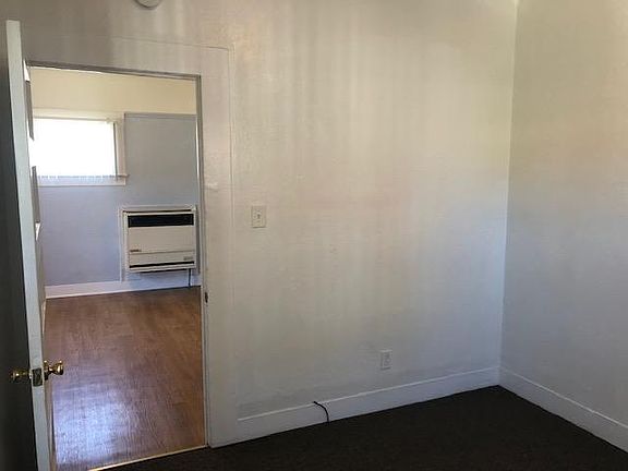 4th image of 315 Ocean St