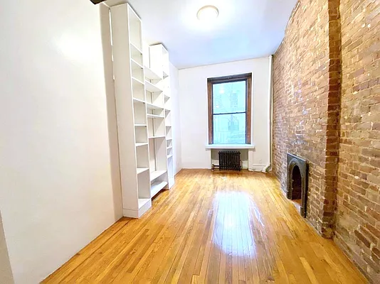 Rented by Manhattan Spaces | media 8