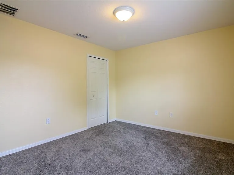 1702 Holton Rd — Photo 21