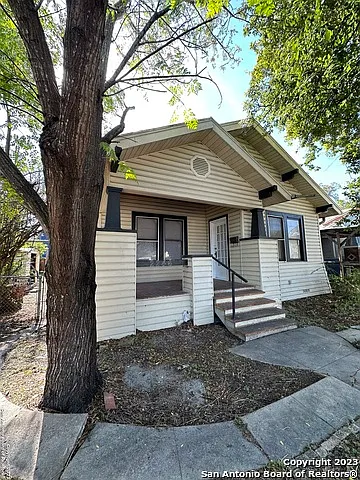 2246 E Houston St Photo 1 2246 E Houston St Photo 1