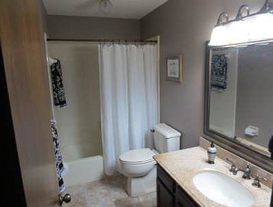 5th image of 325 NW Mallard Pl