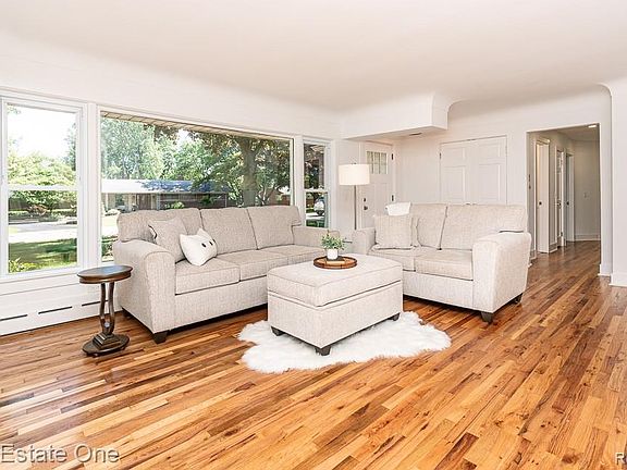 4th image of 1430 Stockport Dr