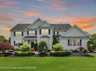 16 Rodeo Dr, Jackson, NJ 08527