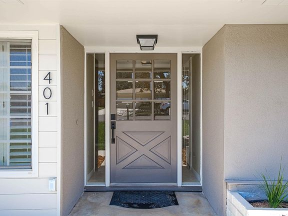 4th image of 401 Eucalyptus Dr