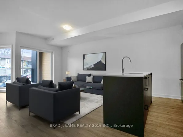 35 Birchcliff Ave #11, Toronto, ON M1N 0C1