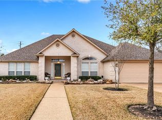 4610 Park Hollow Cir, Bryan, TX 77802