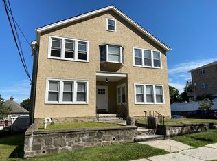 186 Seminary Ave #L, Yonkers, NY 10704