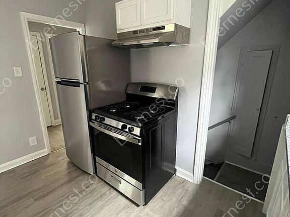 3rd image of 16811 Lesure St