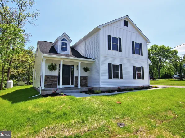 544 Heckel Ave, Spring City, PA 19475