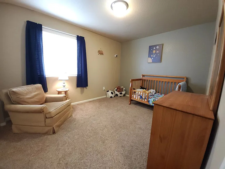 8392 Longleaf Ln — Photo 11