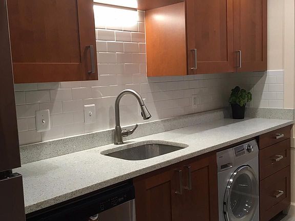 3rd image of 714 S Fayette St APT 11