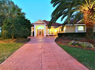 1977 Tom Morris Dr, Sarasota, FL 34240