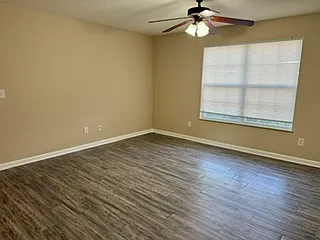 1638 Maple View Way - 1 — Photo 2