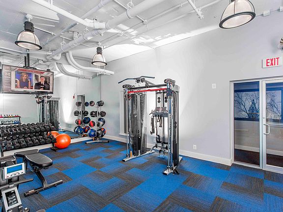 3rd image of 2026 Market St #1105