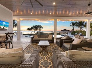 1912 NW Cove Cir, Stuart, FL 34994