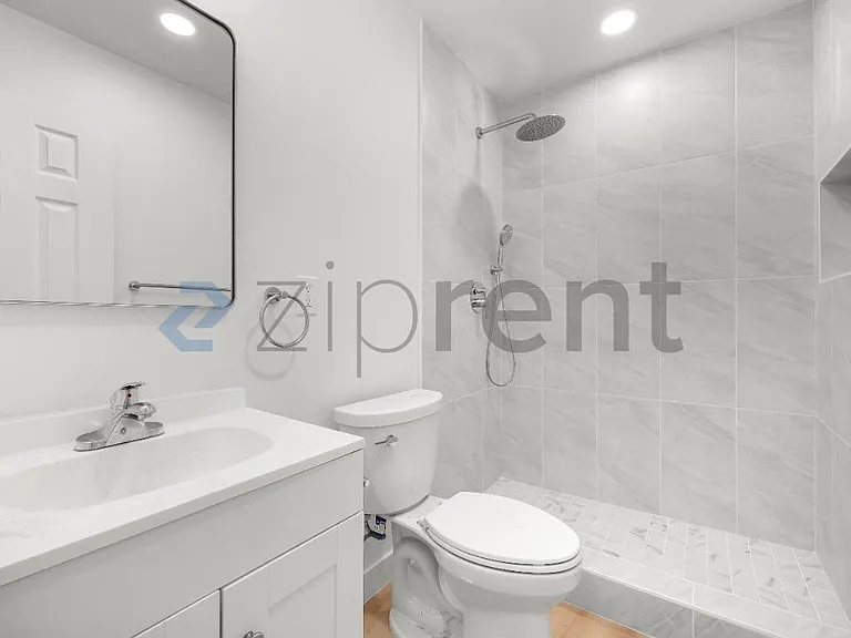 362 Naples St — Photo 14