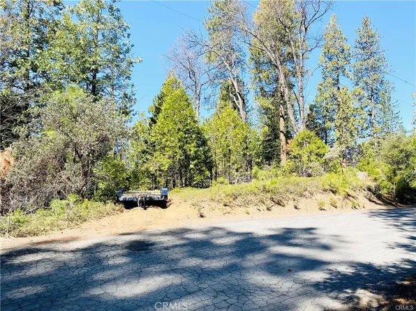 7105 Snyder Ridge Rd, Mariposa, CA 95338